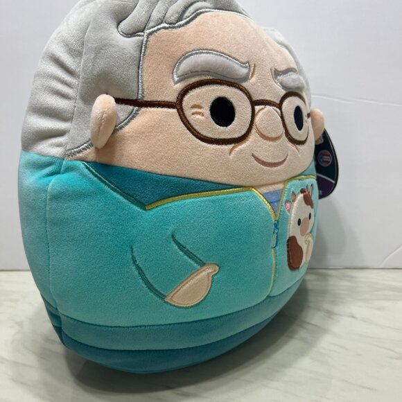 Warren Buffett Charlie Munger Omaha Dog Squishmallow 10" 2025 Berkshire Hathaway - Picture 9 of 16